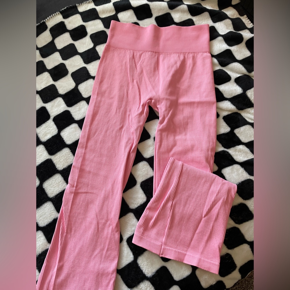 Brand new pastel pink flared leggings